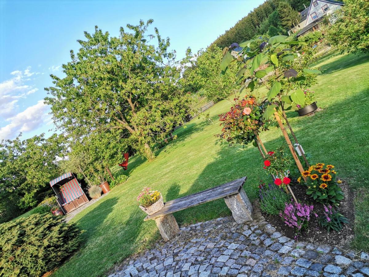 Ferienwohnung Landidyll Saalburg Esterno foto